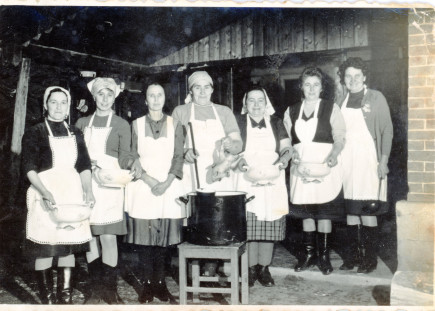 Gelencei lakodalmas szakácsnők