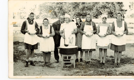 Lakodalmi szakácsnők